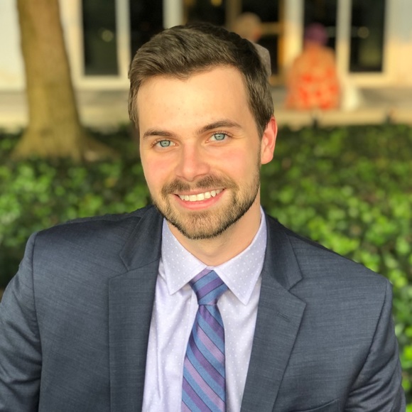 Meet your Posher, Taylor - Picture 1 of 1